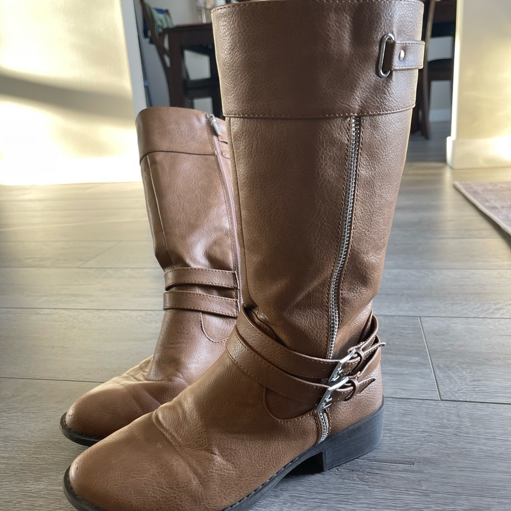 Kenneth Cole girls boots size 5